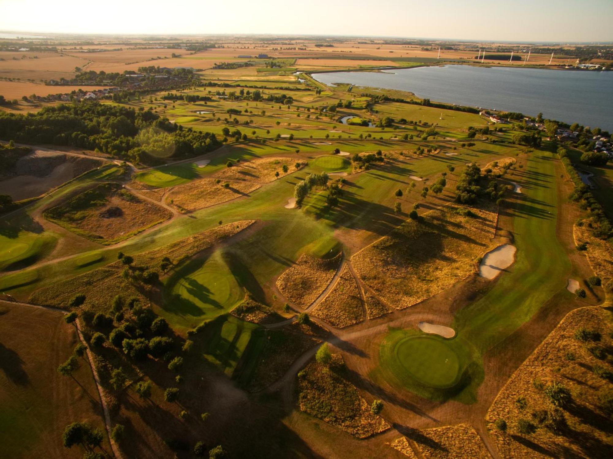 Golf 'N Wave Aktivresort Fehmarn Buitenkant foto