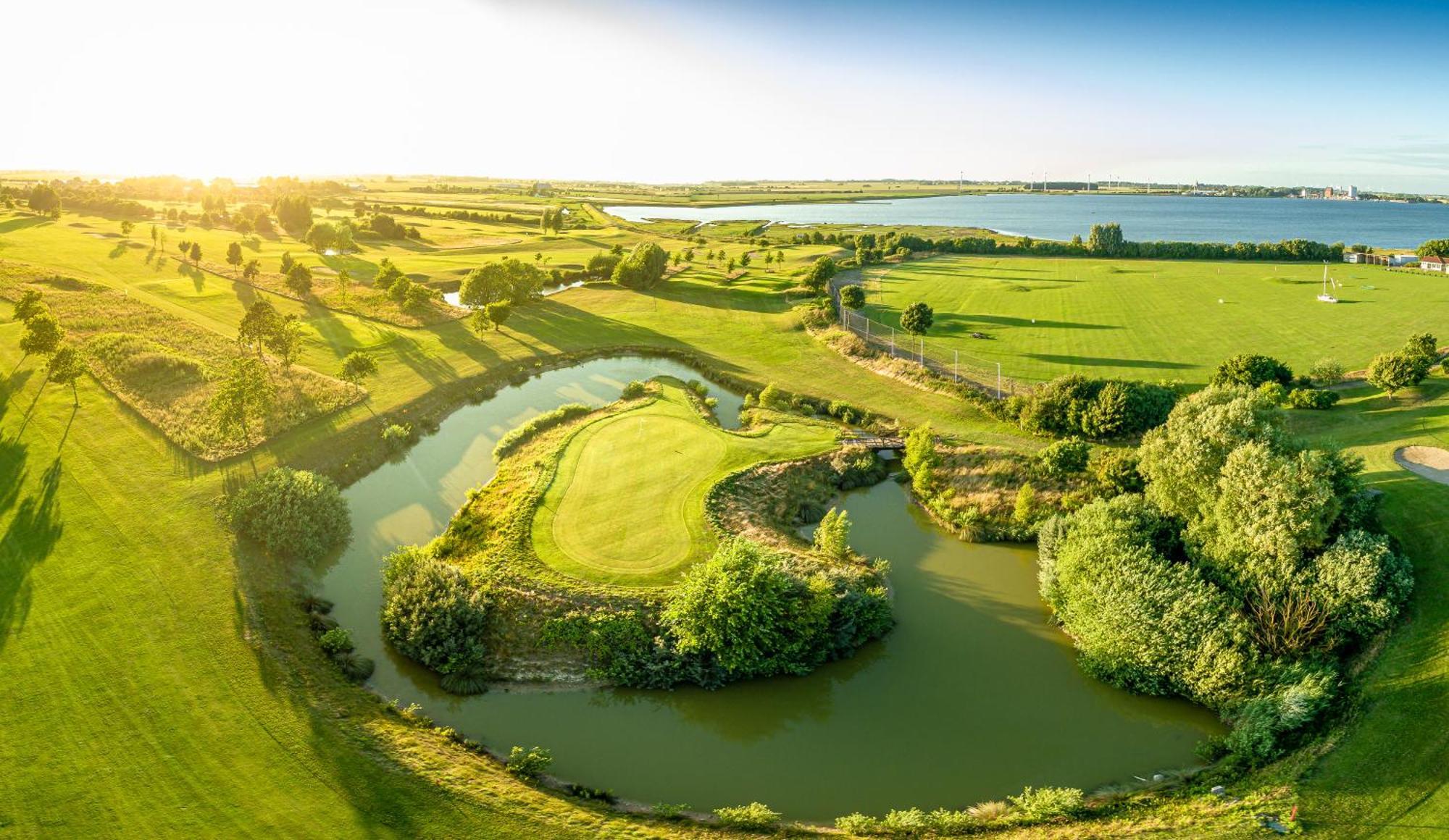 Golf 'N Wave Aktivresort Fehmarn Buitenkant foto